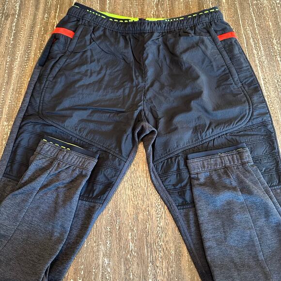 Men’s Nike Sports Tank Top & Sweatpant Joggers 2-Piece Set, L (Tank) M (Pants) - Picture 13 of 16